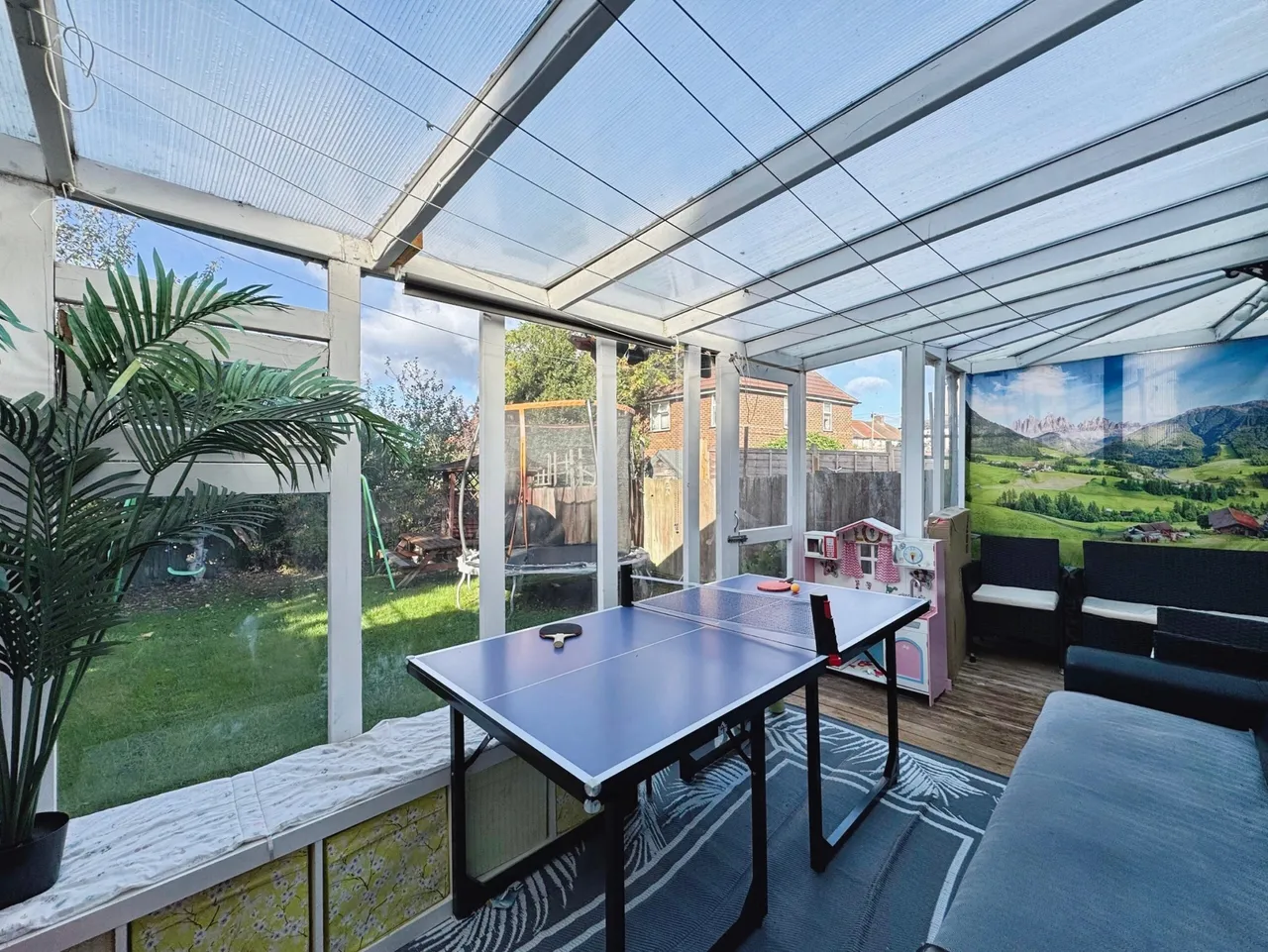 Deans Lane, Edgware, HA8, photo 10