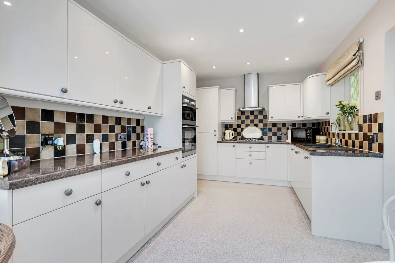 Bowbridge Lane, Prestbury, GL52, photo 6