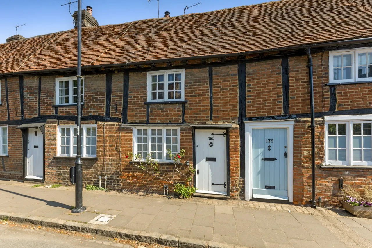 2 bed house for sale — High Street, Amersham, HP7