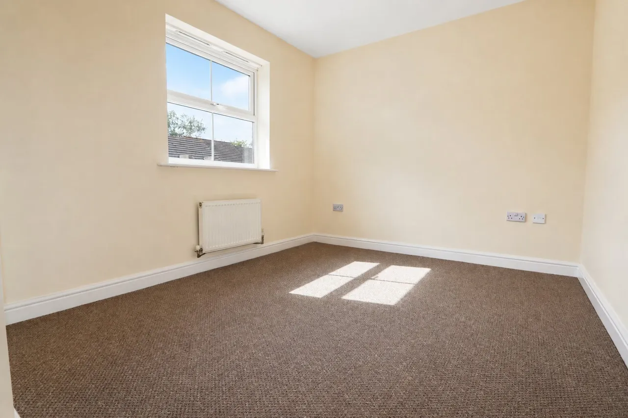 Bellway Close, Kettering, NN16, photo 10