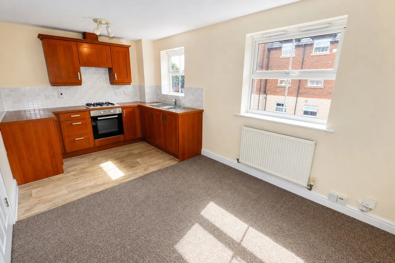 Bellway Close, Kettering, NN16, photo 7