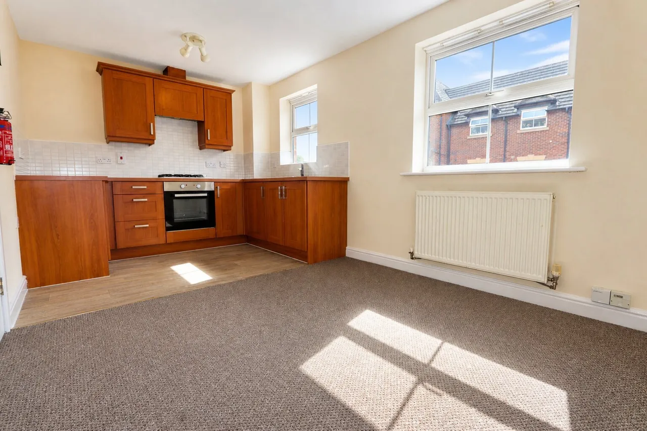 Bellway Close, Kettering, NN16, photo 8