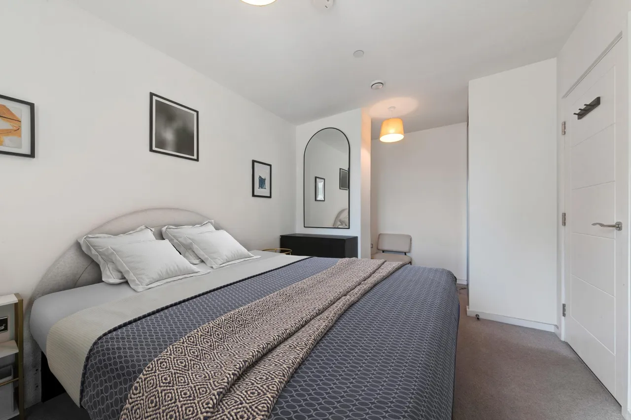 Heartwell Avenue, E16, photo 5
