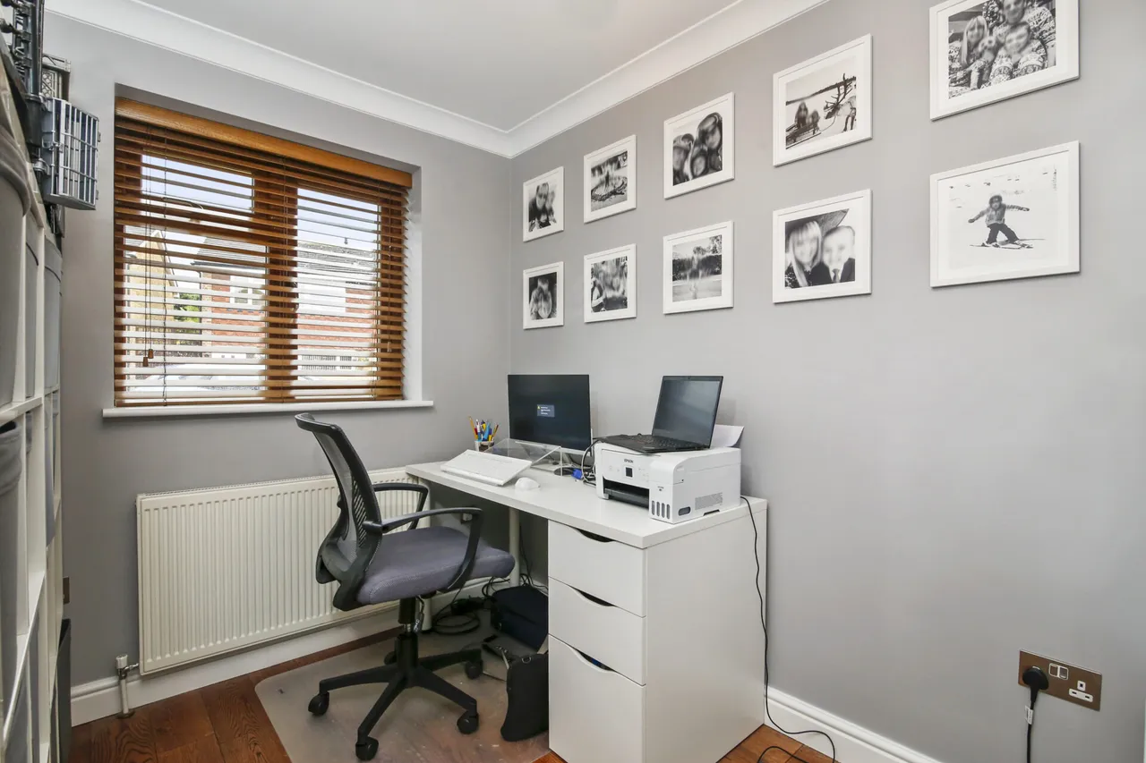 Birchington Close, Bexleyheath, photo 7