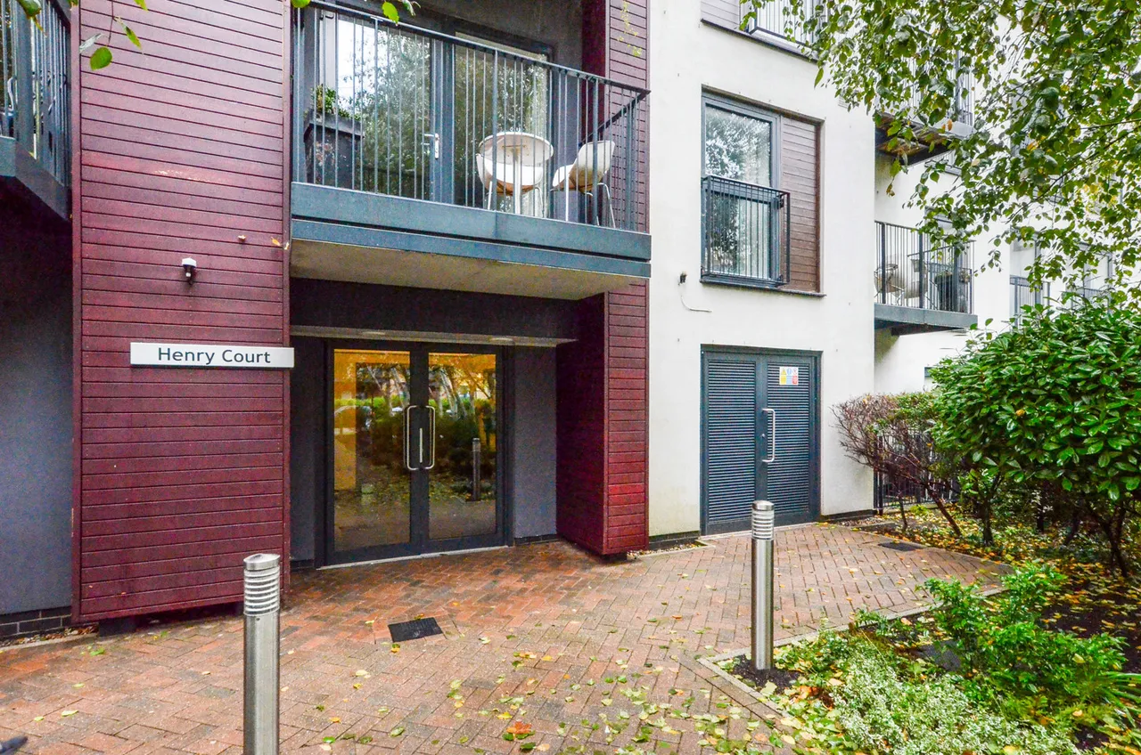Unwin Way, Stanmore Fees Apply, HA7, photo 3