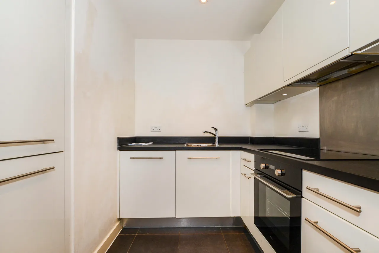 Unwin Way, Stanmore Fees Apply, HA7, photo 7