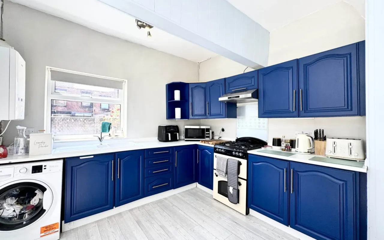 Dentons Green Lane, Dentons Green, photo 12