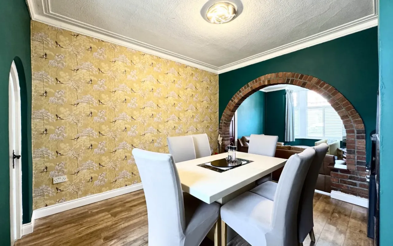 Dentons Green Lane, Dentons Green, photo 10