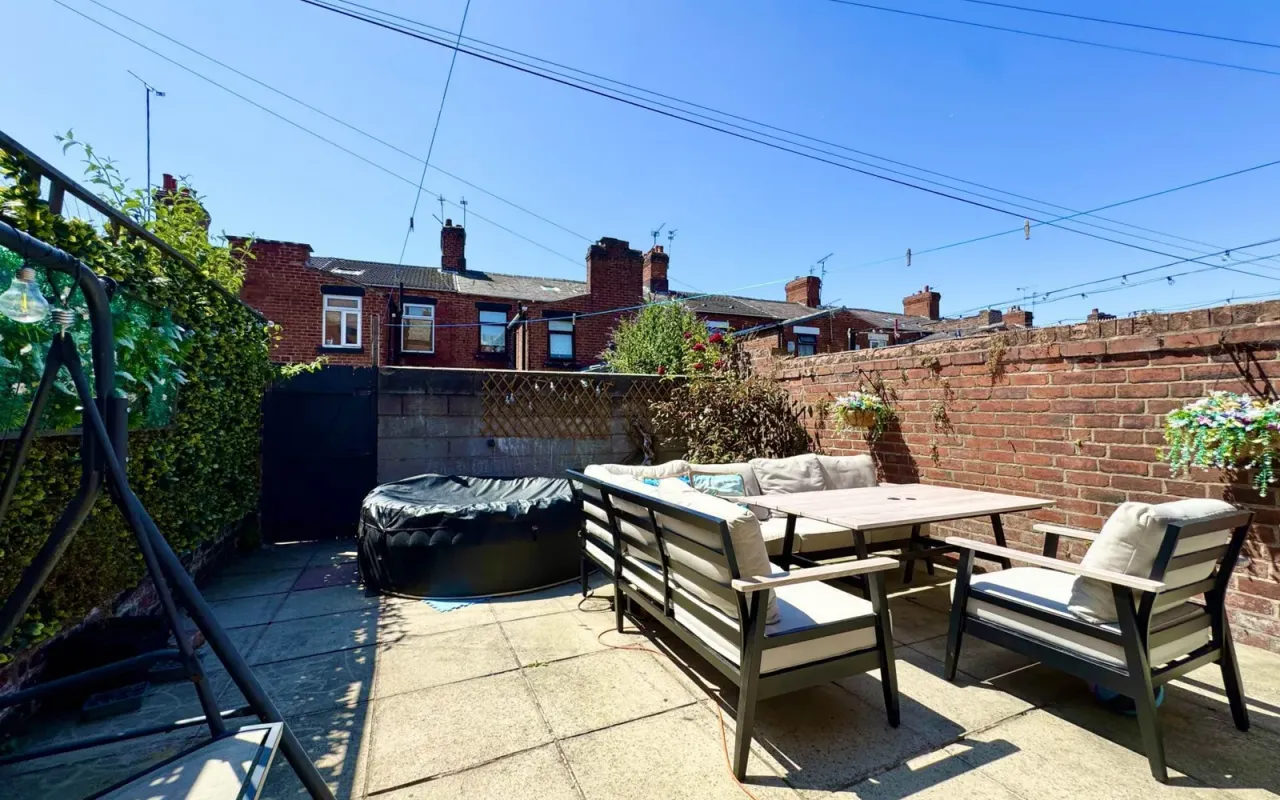 Dentons Green Lane, Dentons Green, photo 23