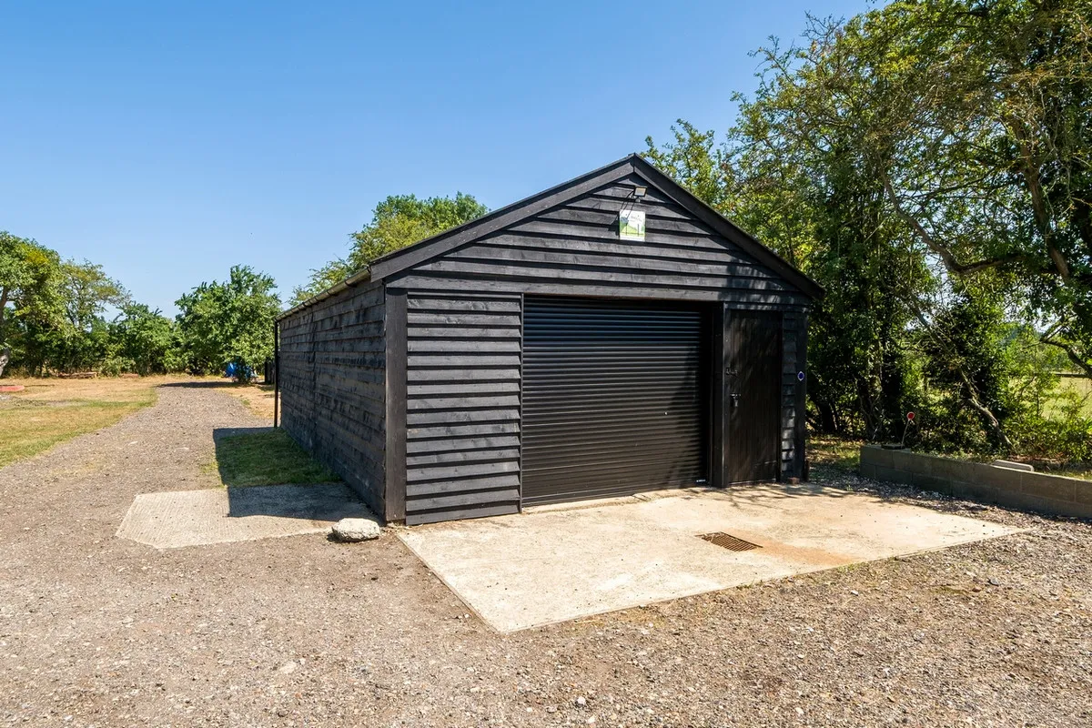 Green Lane, Great Moulton, NR15, photo 32
