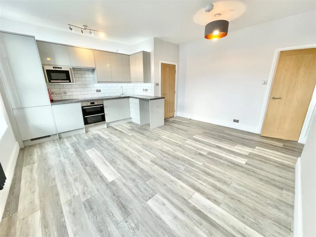 Cheltenham Road, Montpelier, BS6, photo 3