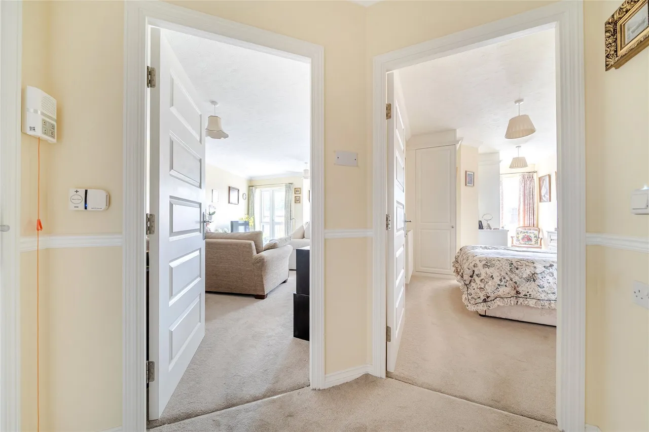High Street, Orpington, BR6, photo 11
