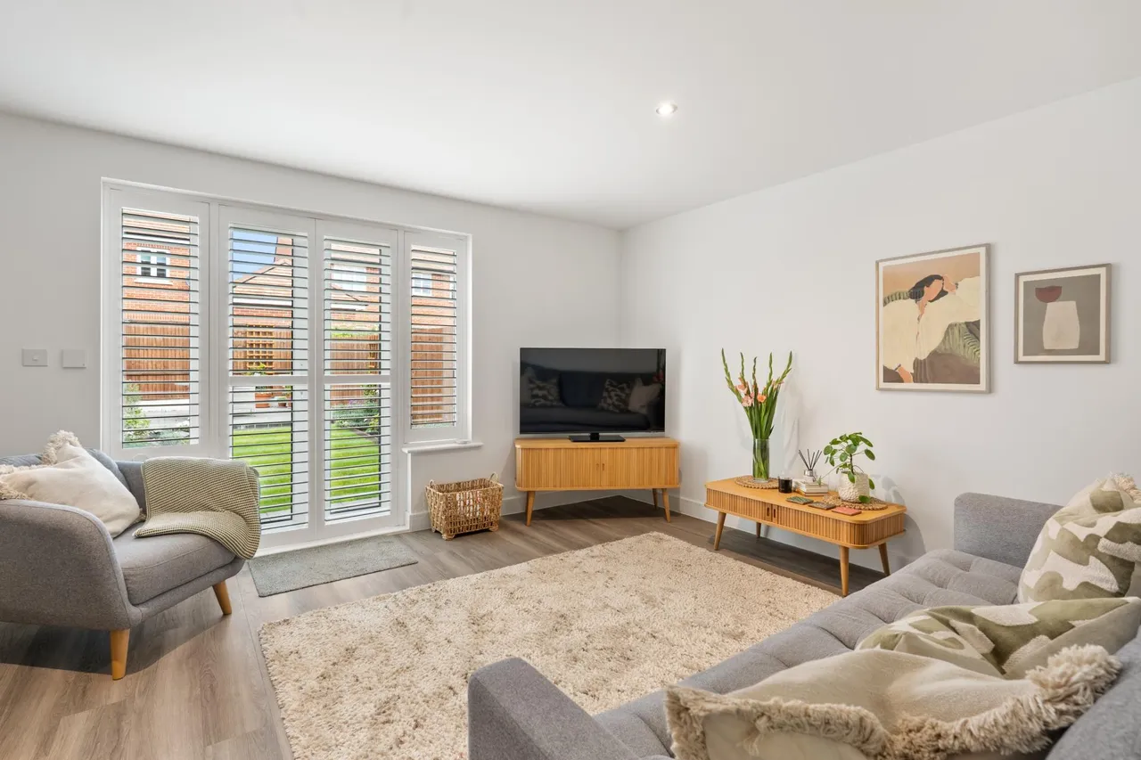 White Cross Drive, Woolmer Green, SG3, photo 5