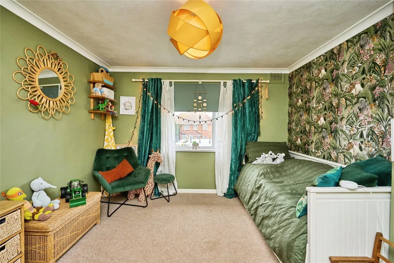 Medeway, Sandown, PO36, photo 9