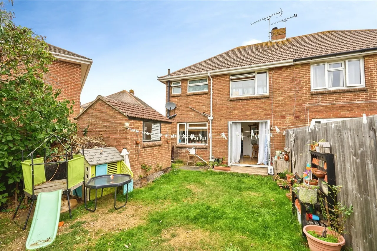 Medeway, Sandown, PO36, photo 23