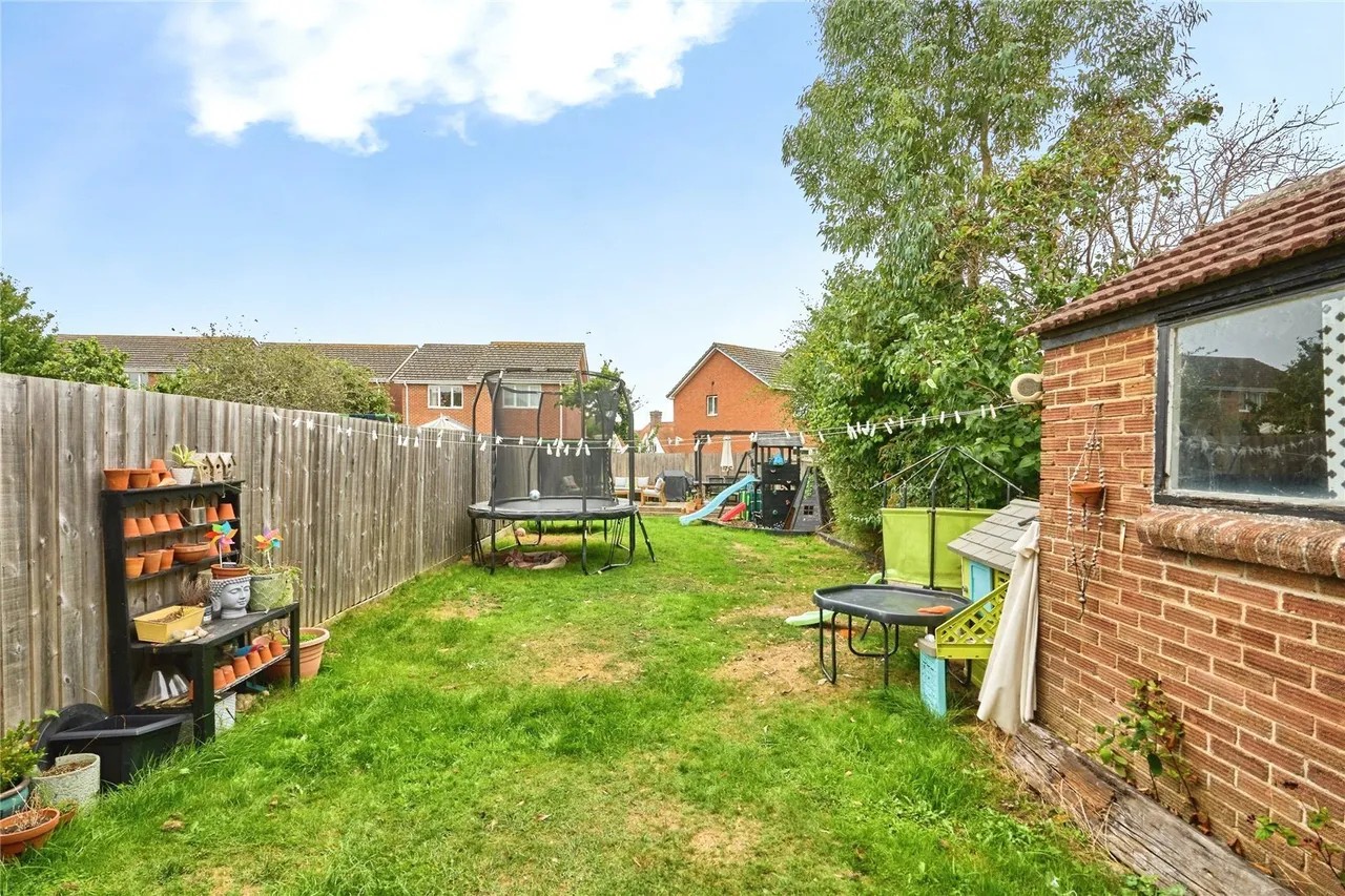 Medeway, Sandown, PO36, photo 18