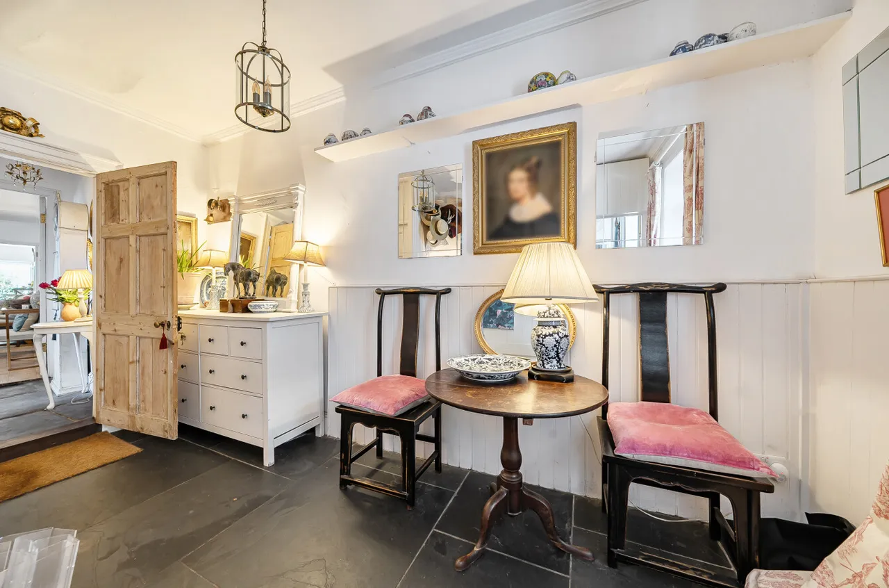High Street, Dulverton, TA22, photo 13