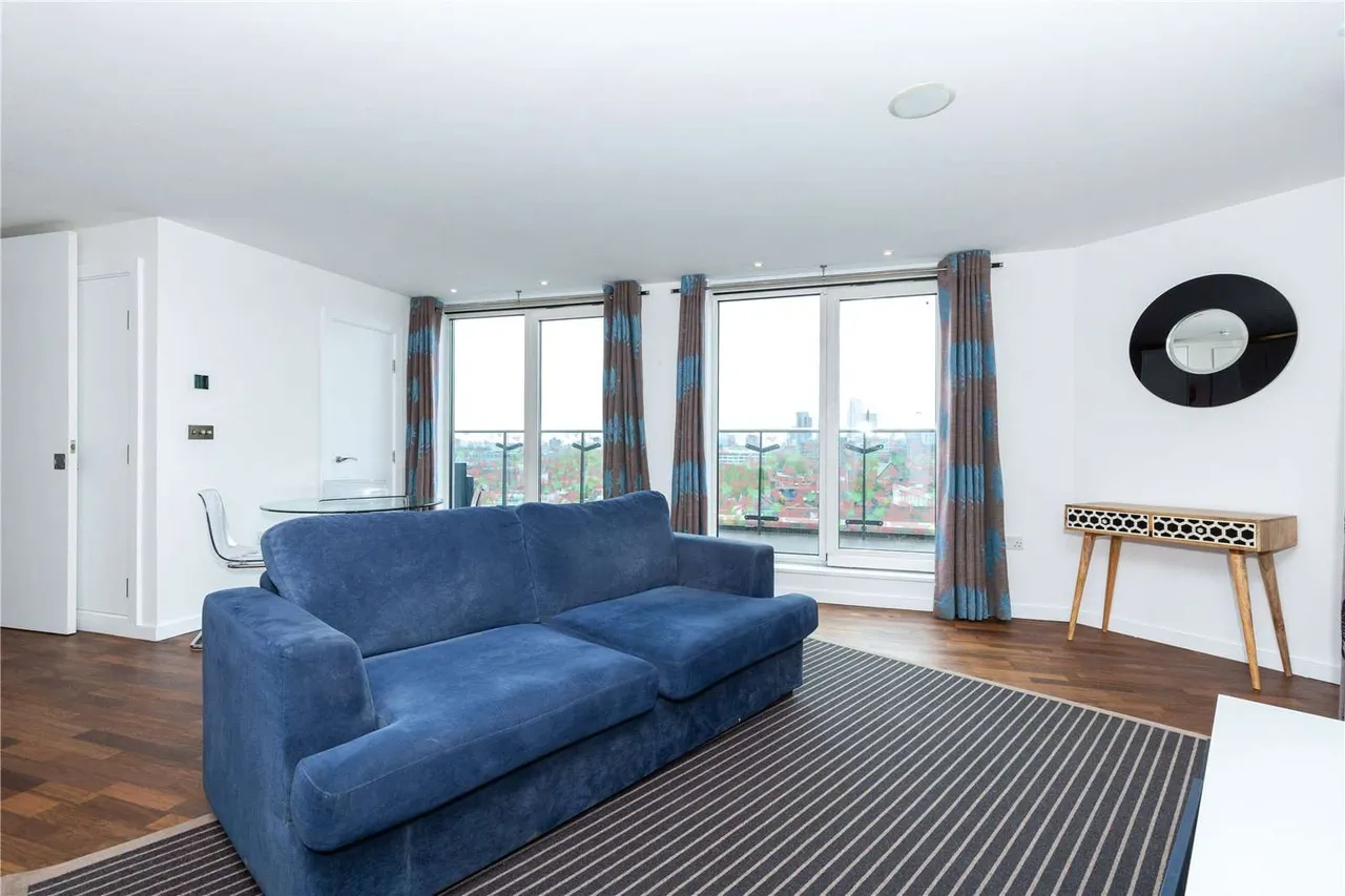 Islington On The Green, 12A Islington Green, Islington, London, N1 2XN, photo 9