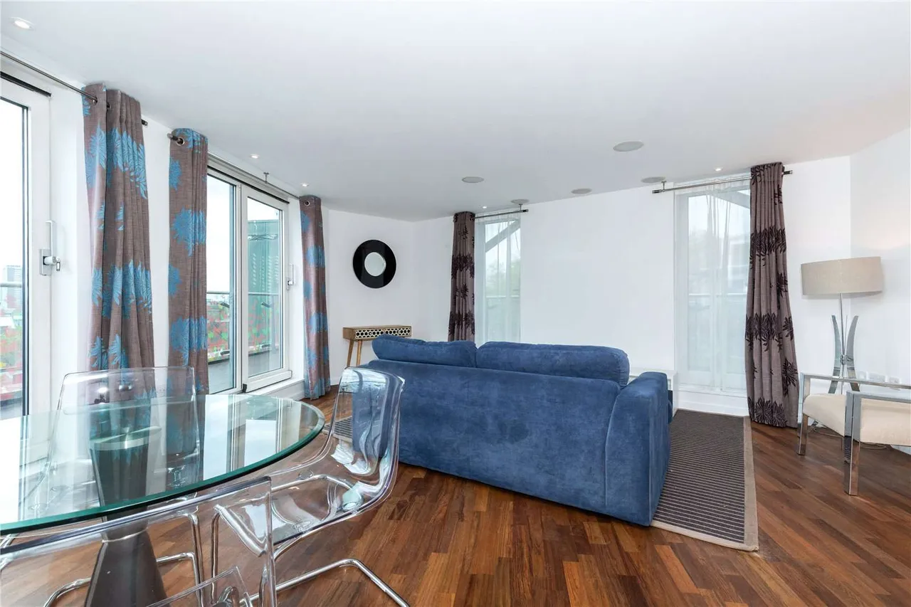 Islington On The Green, 12A Islington Green, Islington, London, N1 2XN, photo 7