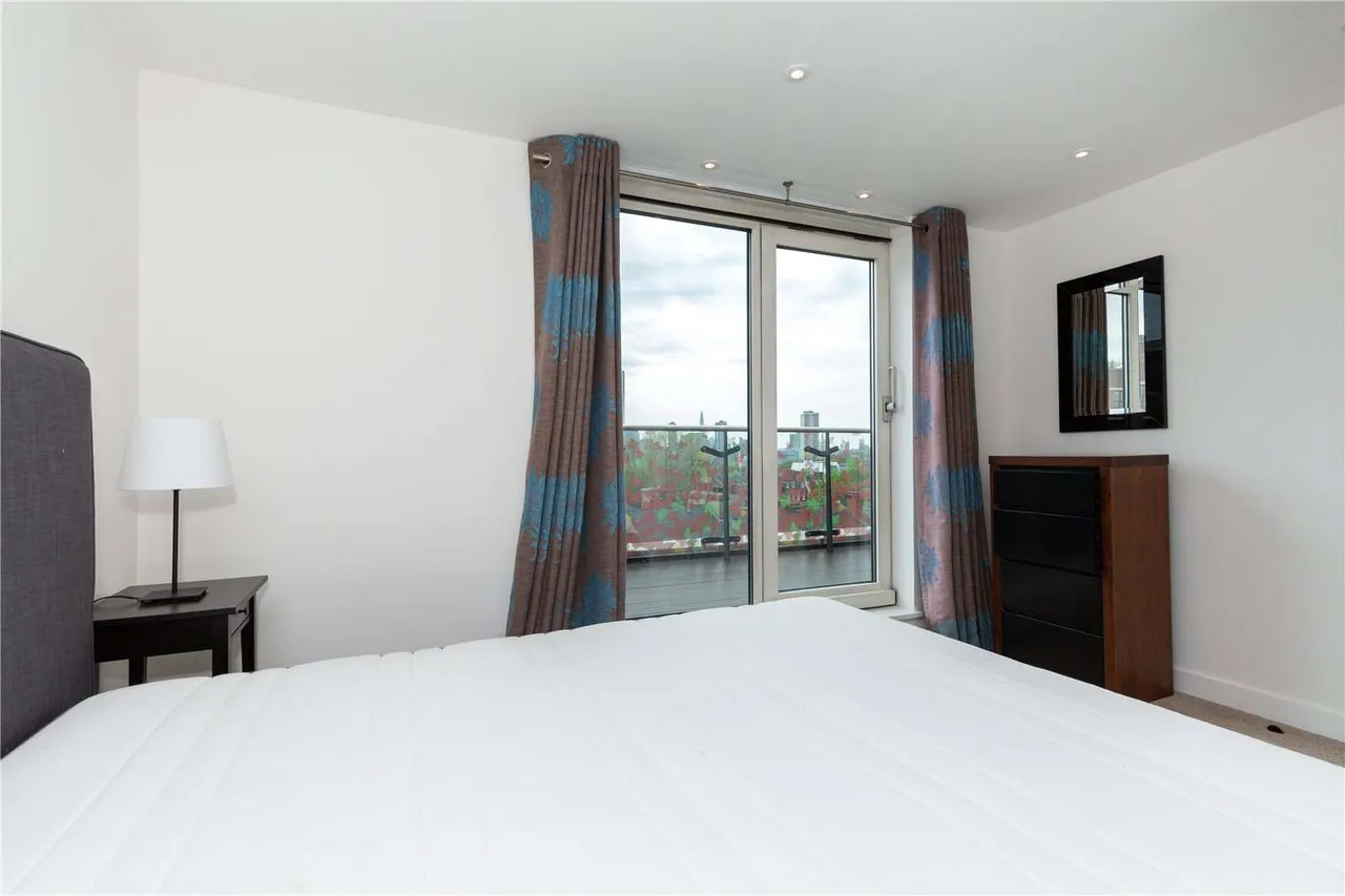 Islington On The Green, 12A Islington Green, Islington, London, N1 2XN, photo 11