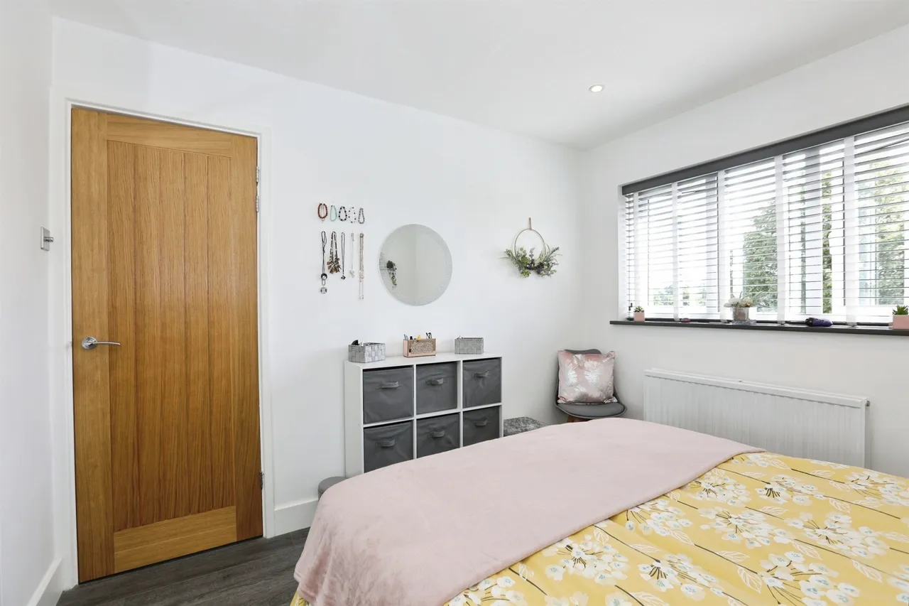 Cromwell Place, East Grinstead, photo 8