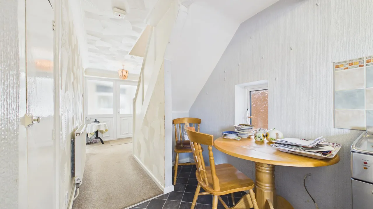 Windsor Road, Yaxley, photo 13