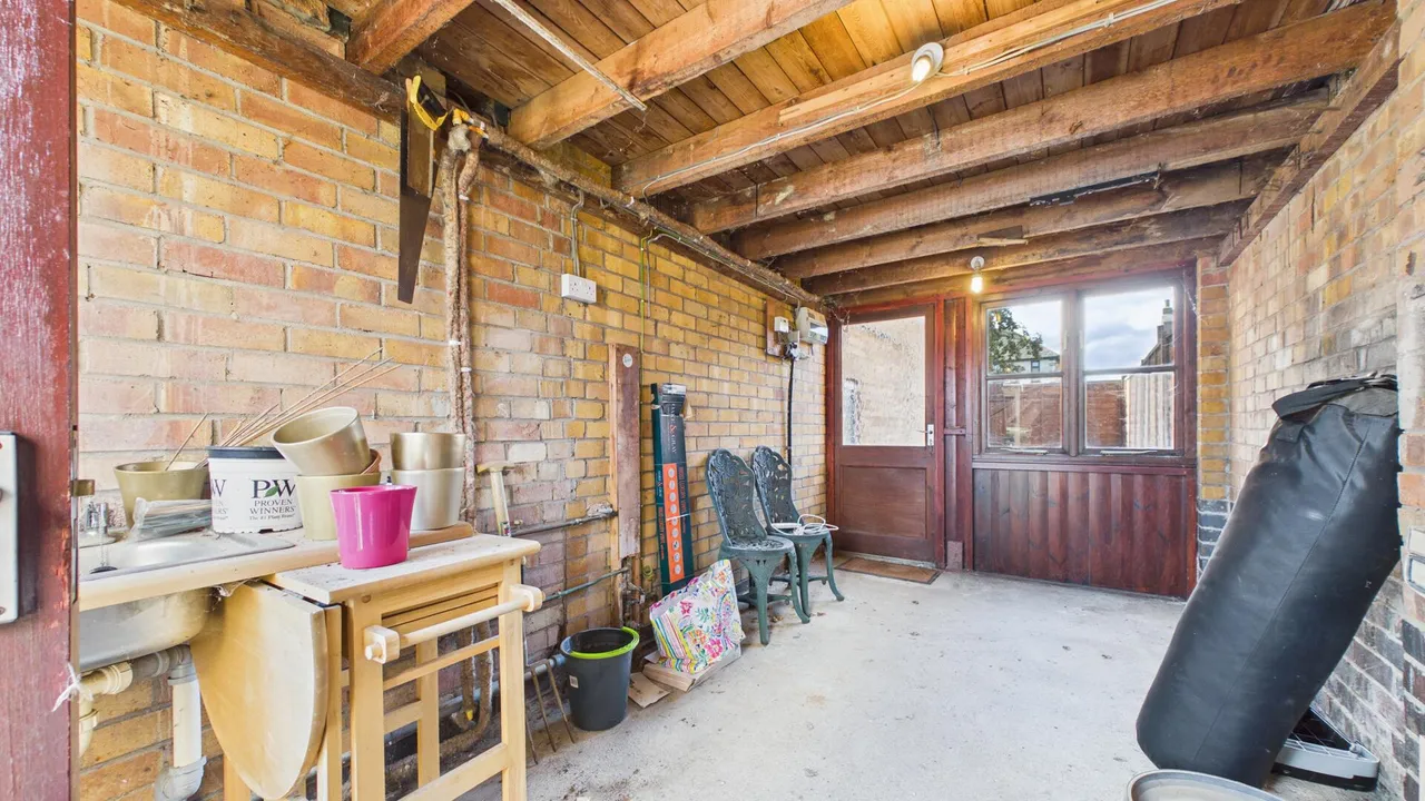 Windsor Road, Yaxley, photo 14