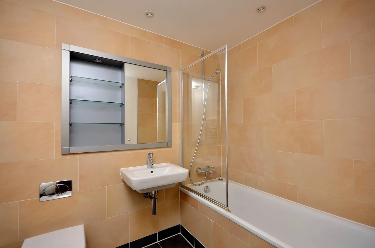 36 Axis Court, 15 Chambers Street, London, photo 5
