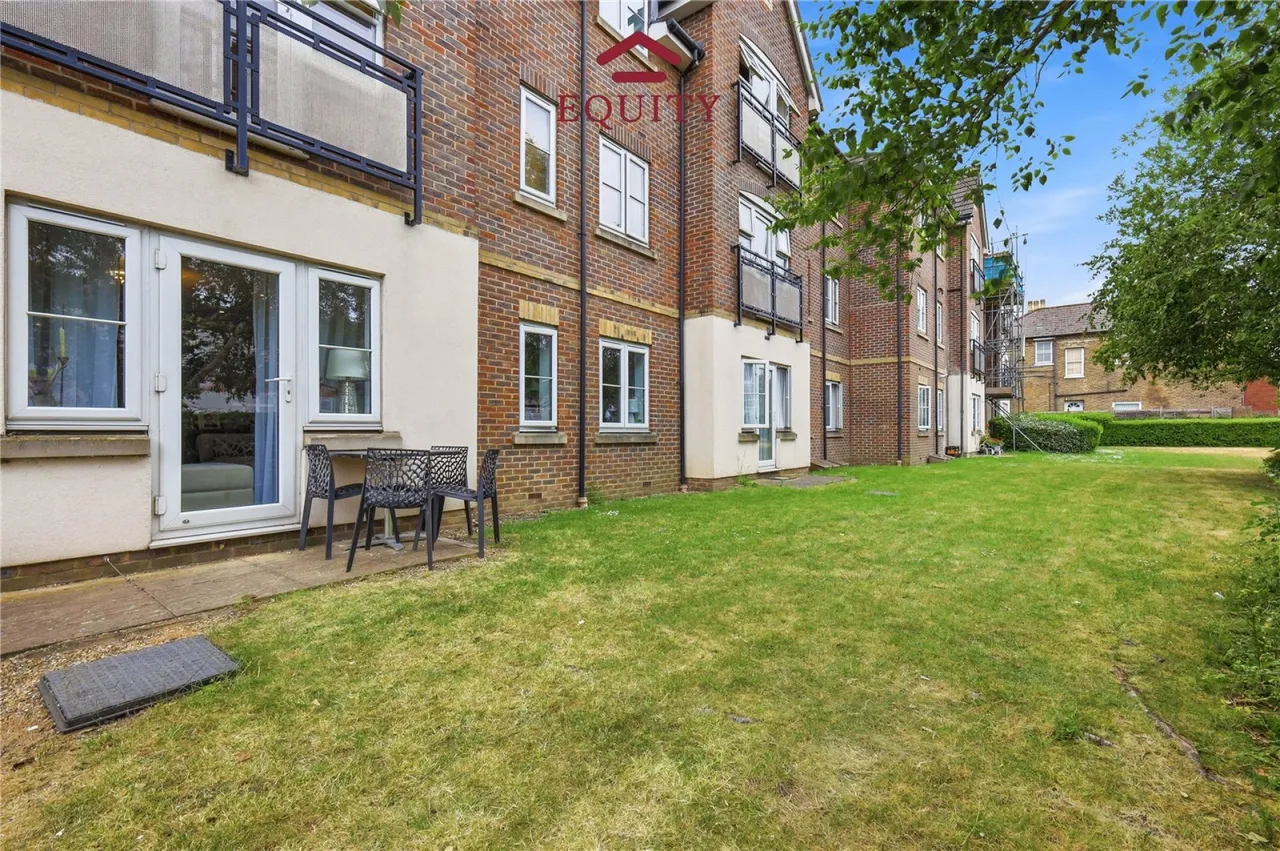 Southbury Road, Enfield, photo 13