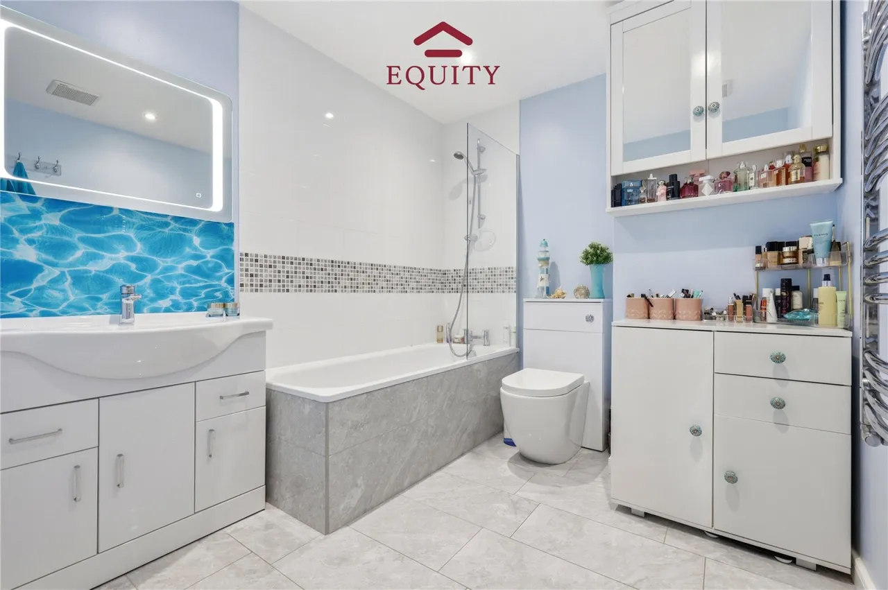 Southbury Road, Enfield, photo 12