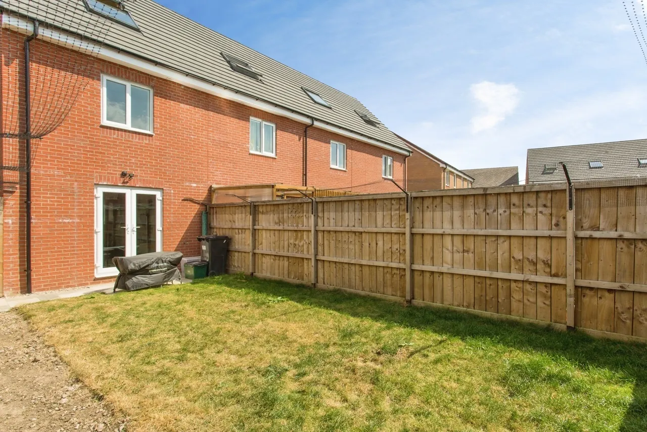 Peacock Drive, Bamber Bridge, Preston, Lancashire, PR5, photo 17