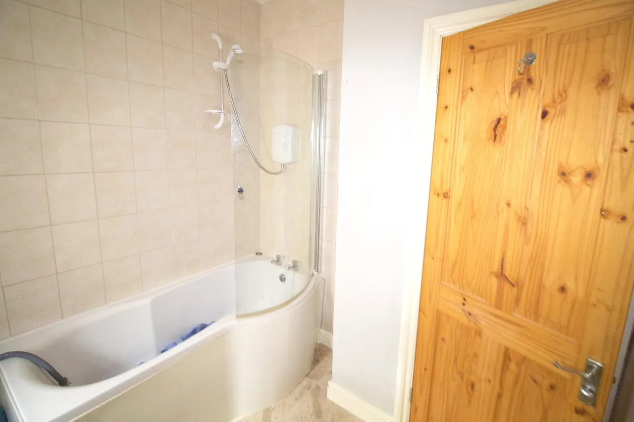 Church Terrace, Holyhead, LL65, photo 9