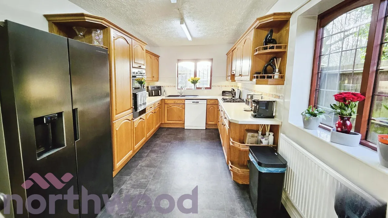 Broadland Drive, Thorpe End, NR13, photo 6
