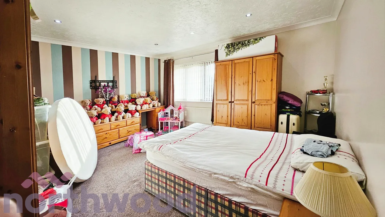Broadland Drive, Thorpe End, NR13, photo 17