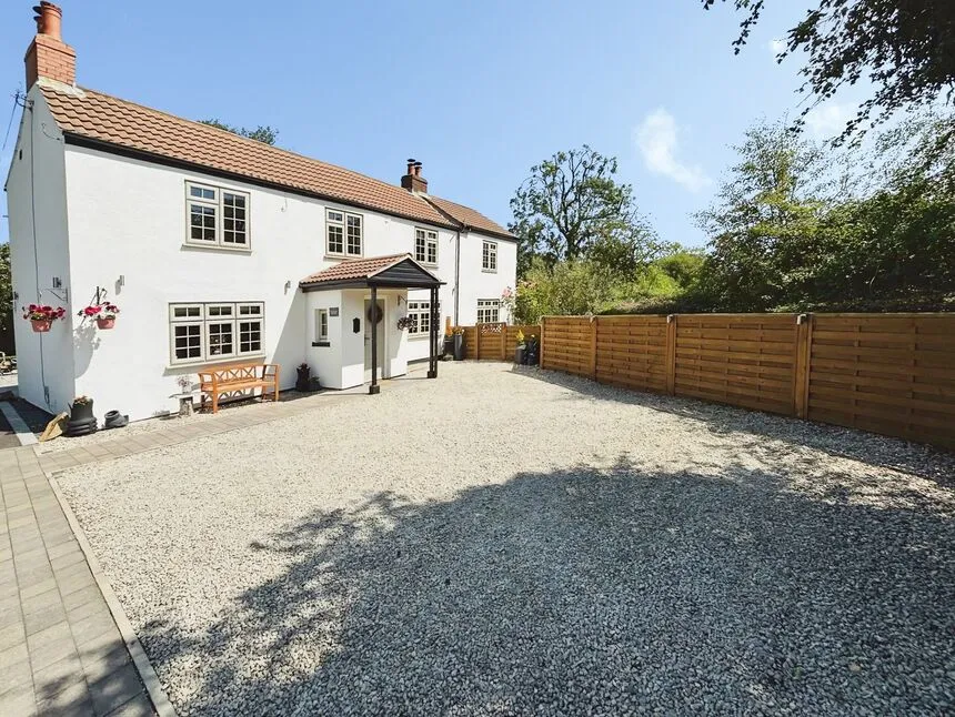 3 bed house for sale — Manor Road, Adlingfleet, Goole, DN14