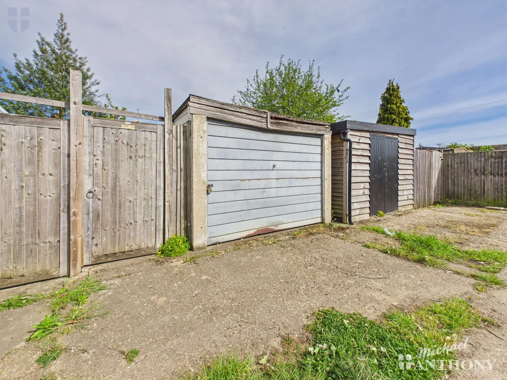 Clinton Crescent, Aylesbury, HP21 7JW, photo 10