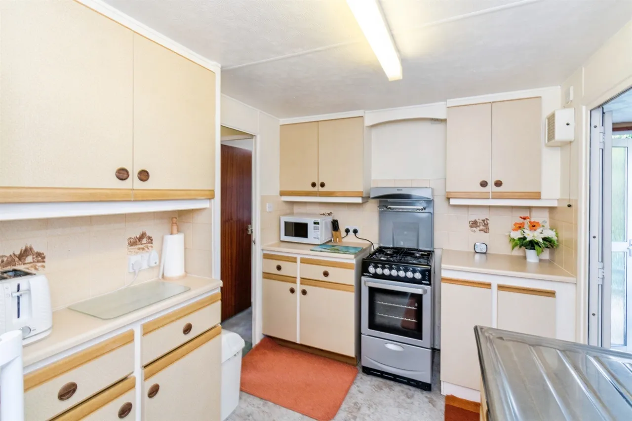 Upper Toothill Road, Rownhams, SO16, photo 6