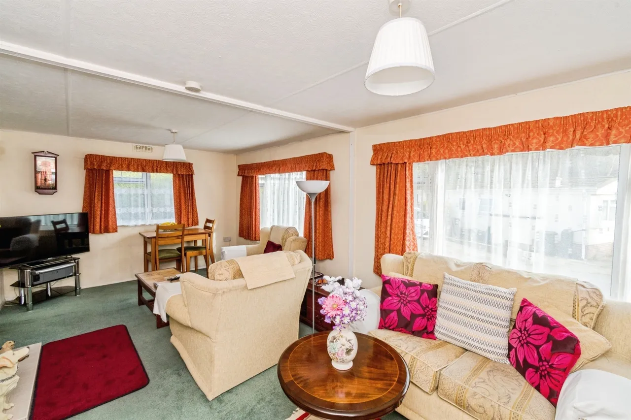 Upper Toothill Road, Rownhams, SO16, photo 3