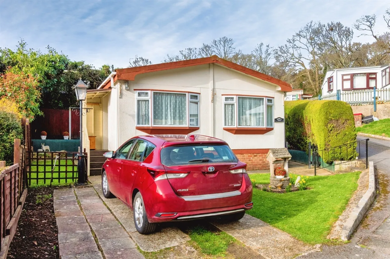 2 bed park home for sale, Upper Toothill Road, Rownhams, SO16