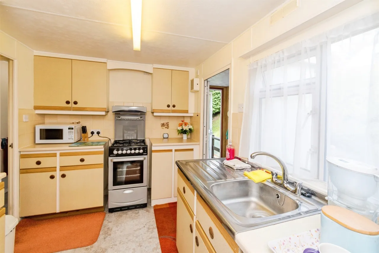 Upper Toothill Road, Rownhams, SO16, photo 5