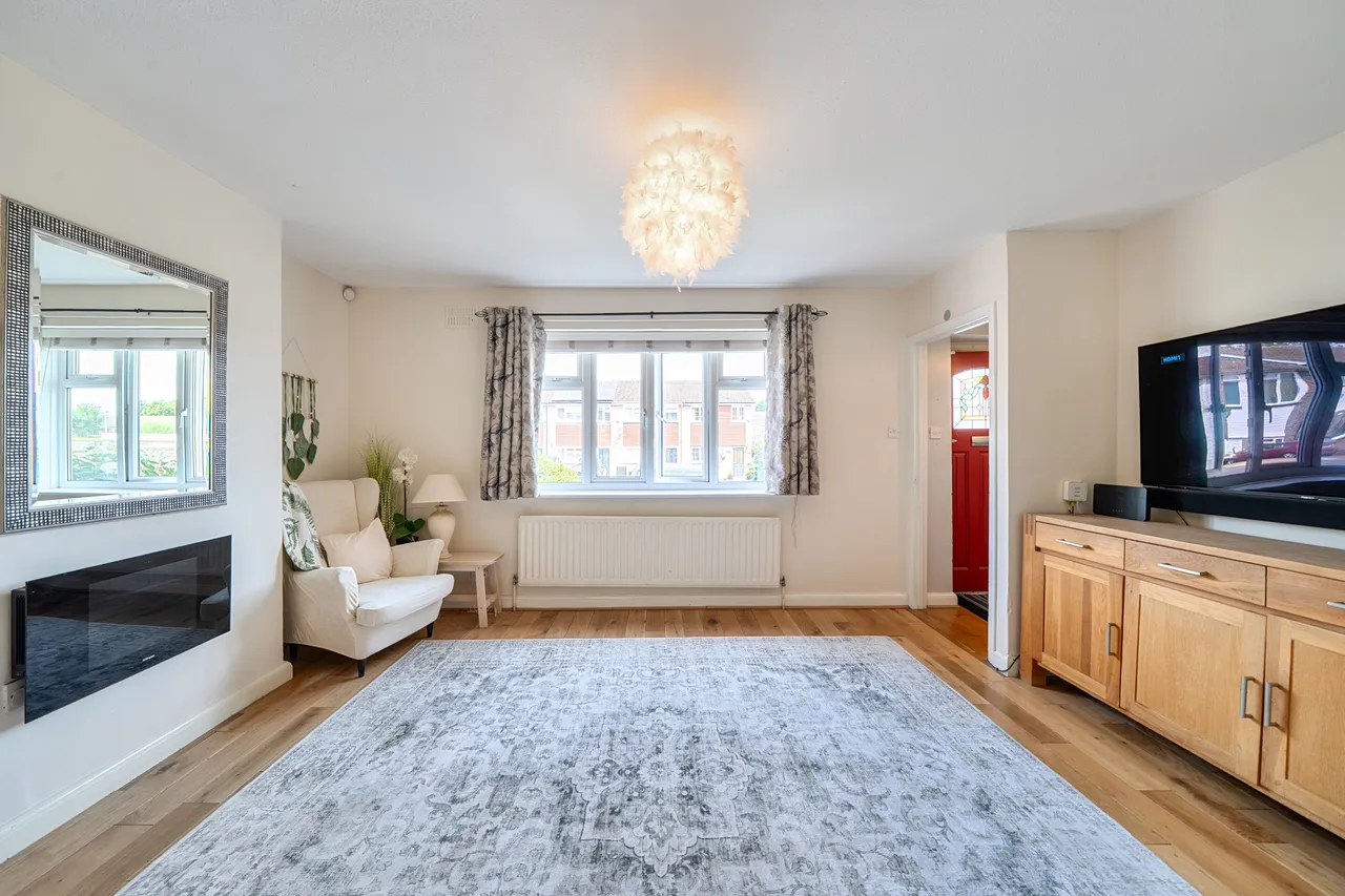 Ladygate Lane, Ruislip, HA4, photo 3