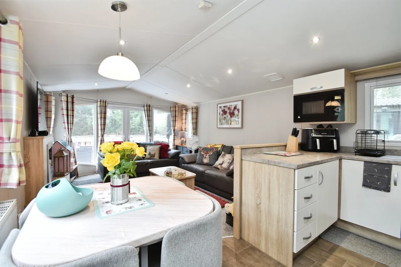 Otley Road, Beckwithshaw, Harrogate, photo 5