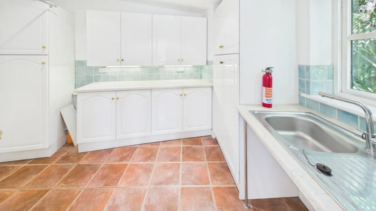 Ixworth Road, IP31, photo 6