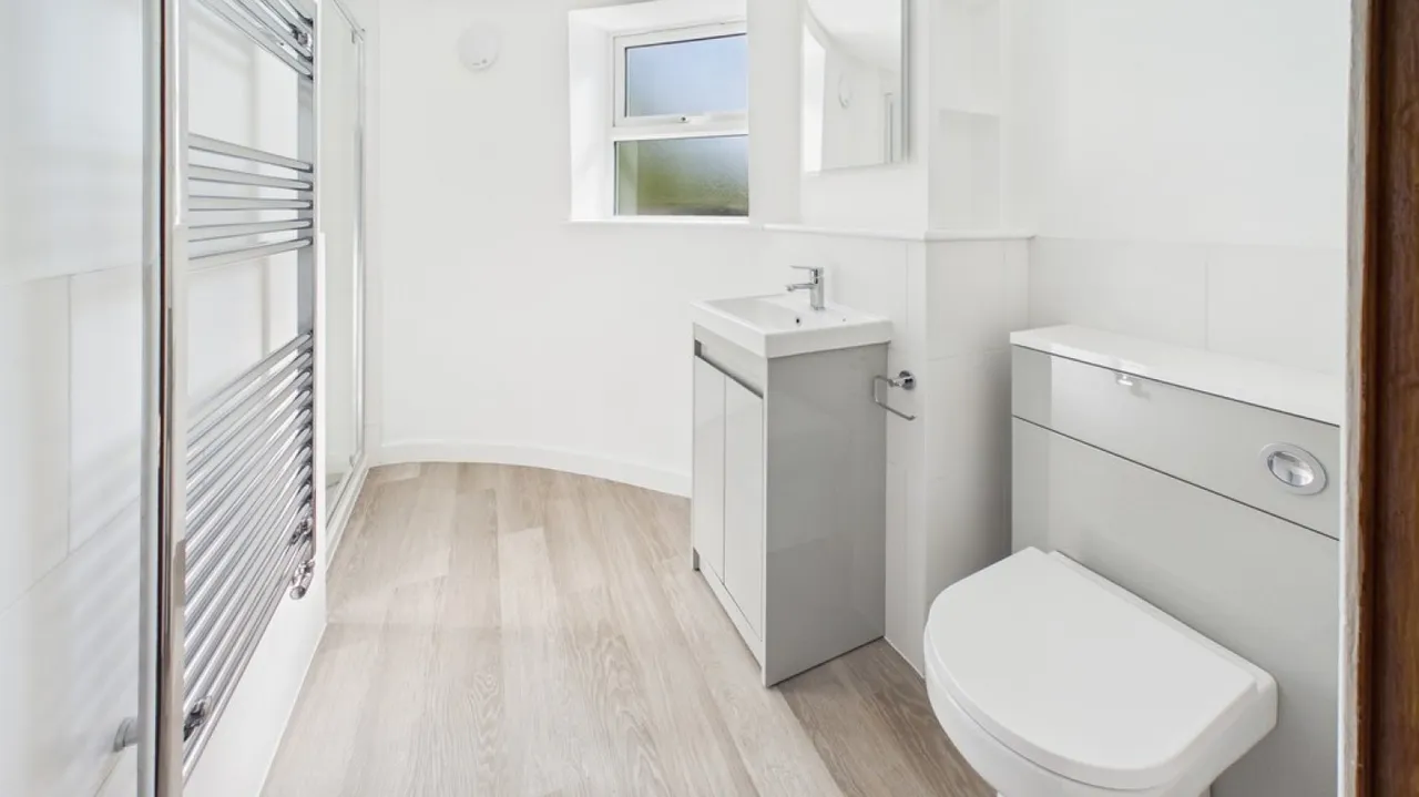 Ixworth Road, IP31, photo 11