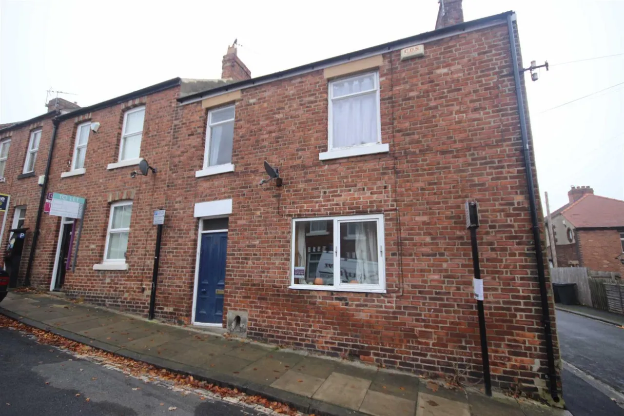 4 bed house to rent, Renny Street, Durham City, DH1