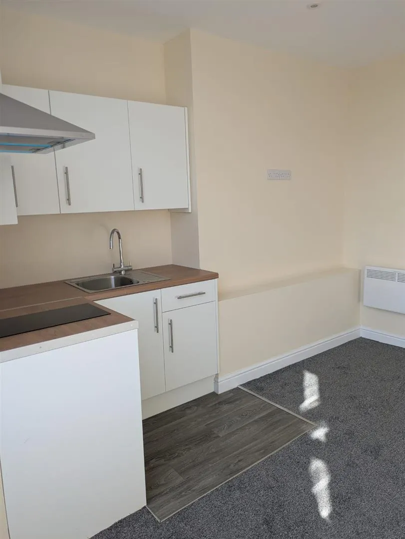 High Street, Hirwaun, Aberdare, CF44 9SW, photo 4
