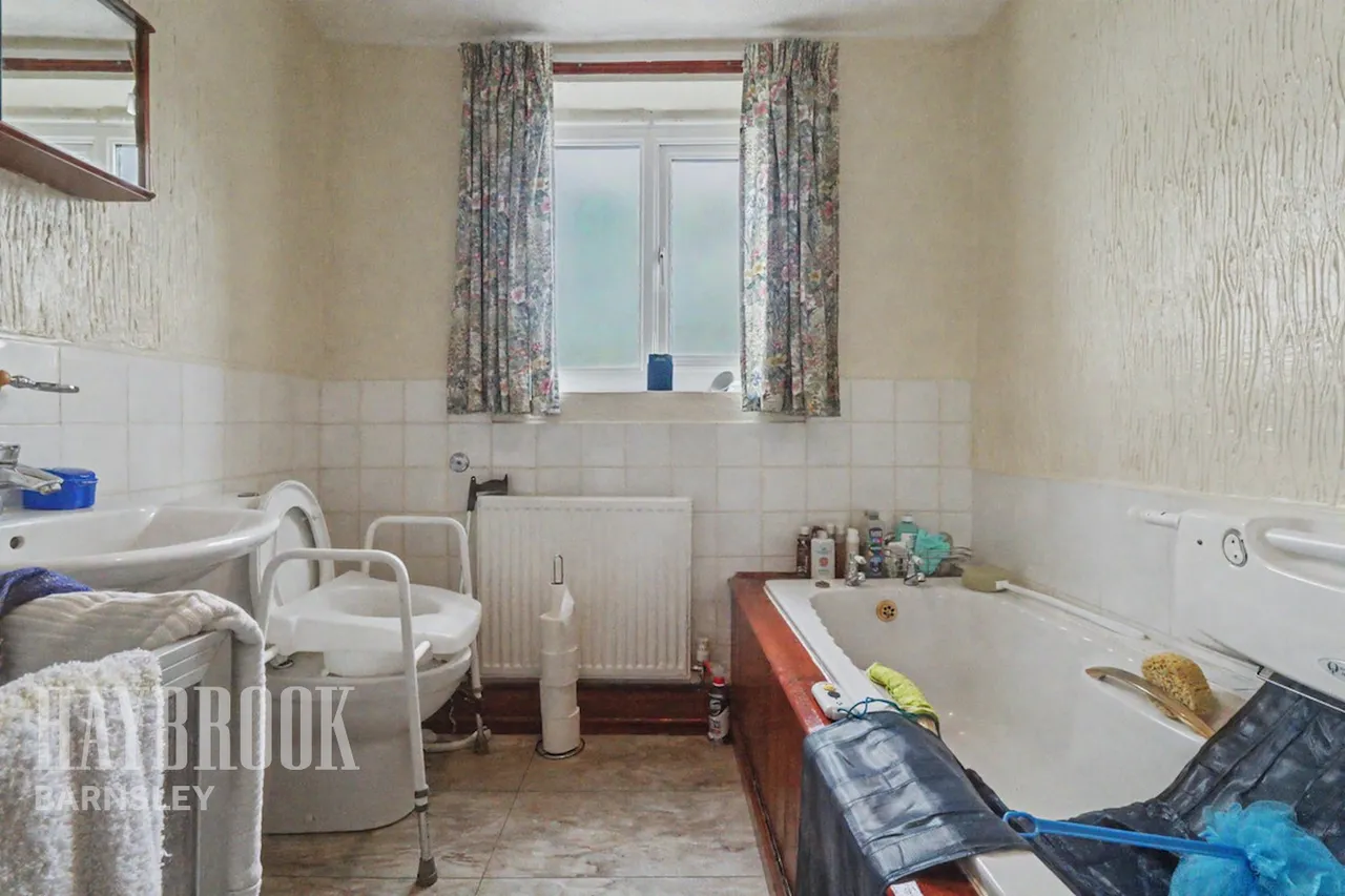 Barnsley Road, Brierley, photo 12