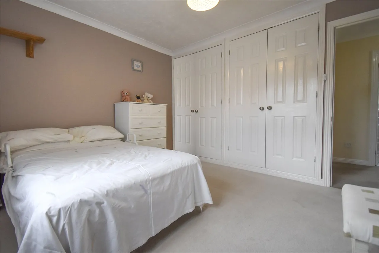 Laurel Gardens, Aldershot, Hampshire, GU11 3TQ, photo 15