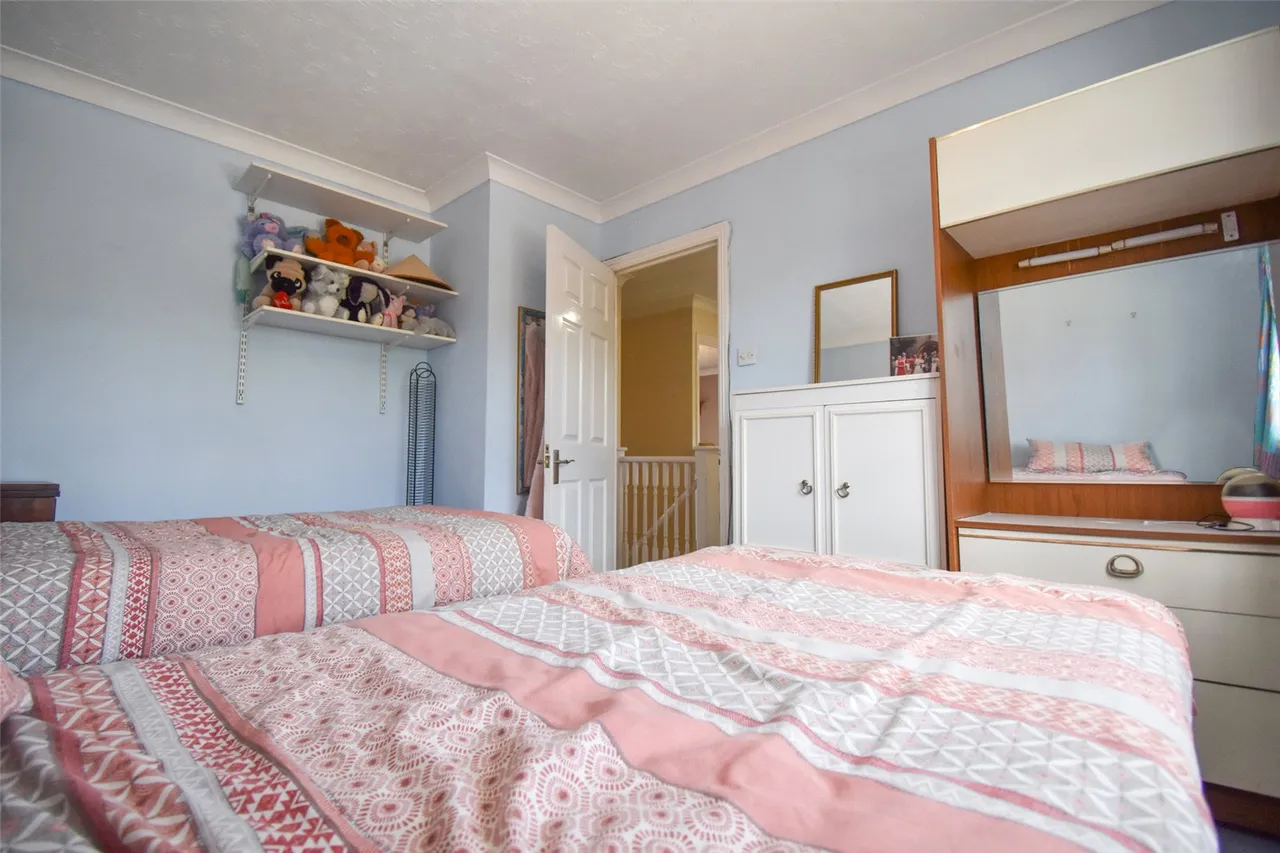 Laurel Gardens, Aldershot, Hampshire, GU11 3TQ, photo 18