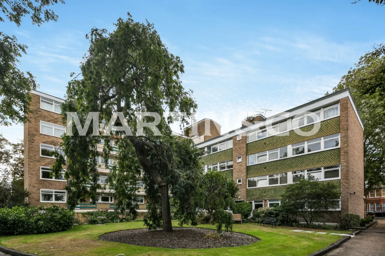 St Mary's Lodge, St Mary's Avenue, Wanstead, photo 2